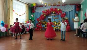 Выпускной бал в детском саду п.Красноборский